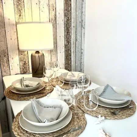 アパート Appartement, Atypique, Proche Du Centre アンティーブ